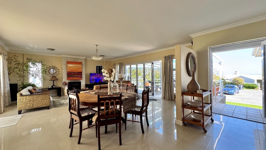 To Let 3 Bedroom Property for Rent in Fernwood Western Cape
